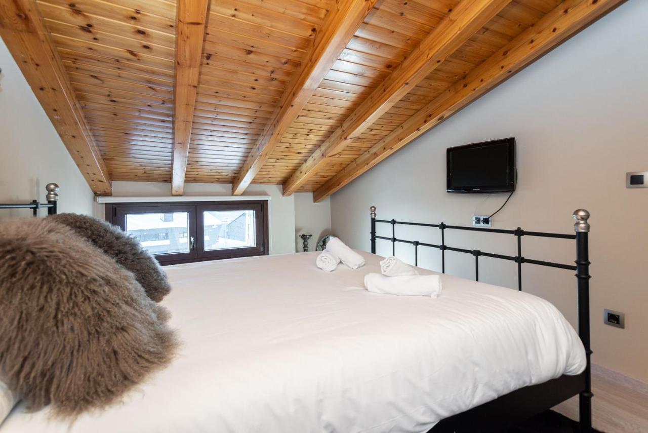 Apartamentos Vaquers Mikka 3000 Pas De La Casa Eksteriør bilde